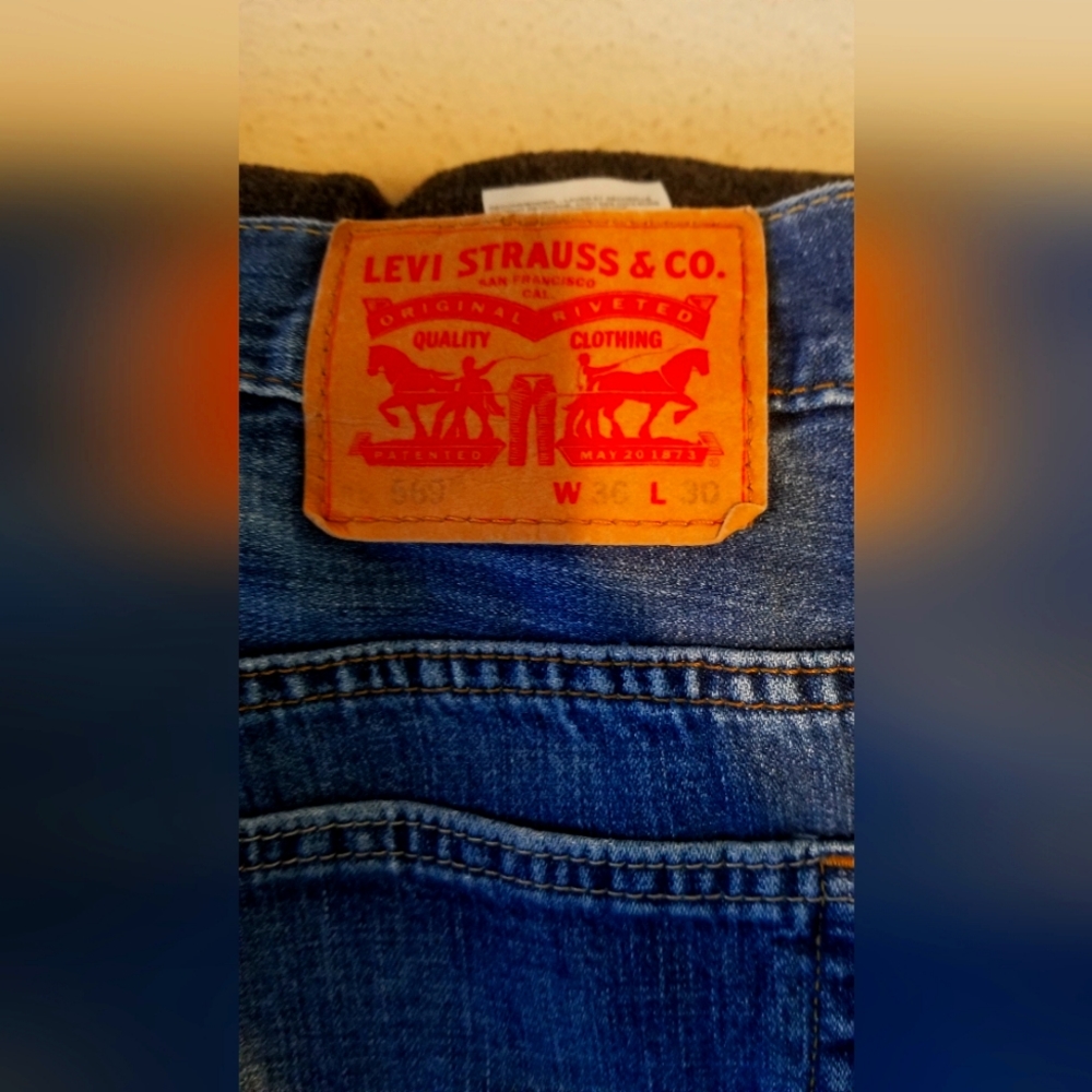 Levis 569